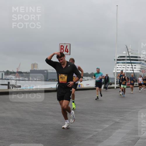 13.09.2026 - Kiel Lauf Andreas Tolksdorf http://msf.ph/oto/10479332 13.09.2026 11:52:50 Kiellinie 4, 1, 39, 9821, 3 meine-sportfotos.de