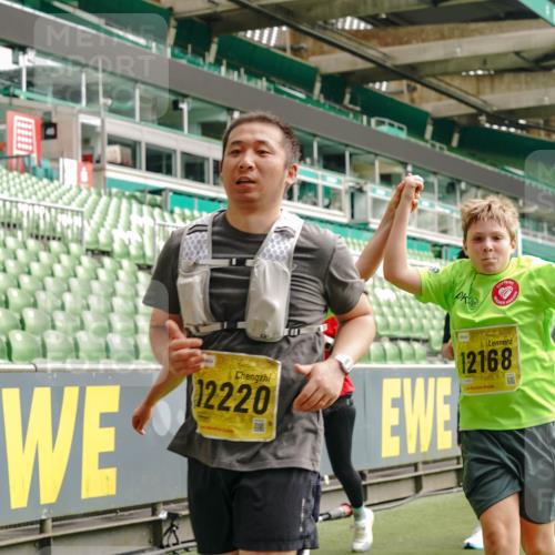 13.09.2026 - 21. swb-Marathon Bremen Michael Burmester http://msf.ph/oto/10479357 13.09.2026 10:41:02 Laufen im Stadion 10155, 10156, 10163, 10169, 10213, 10234, 10247, 10299, 10313, 10321, 10354, 10386, 10399, 10406, 10414, 10417, 10419, 10422, 10424, 10435, 10455, 10461, 10462, 10483, 10484, 10527, 10545, 10547, 10556, 10570, 10580, 10582, 10586, 10599, 10611, 10644, 10653, 10660, 10694, 10696, 10705, 10706, 10719, 10722, 10737, 10751, 10766, 10768, 10776, 10804, 10859, 10889, 11043, 11048 meine-sportfotos.de