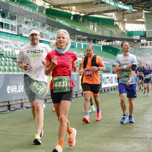 13.09.2026 - 21. swb-Marathon Bremen Michael Burmester http://msf.ph/oto/10479402 13.09.2026 13:18:37 Laufen im Stadion 311, 333, 404, 486, 512, 546, 588, 732, 753, 837, 921, 1424, 1425, 1431, 1506, 1765, 1790, 1844, 1868, 2056, 2067, 2096, 2123, 2137, 2224, 2240, 2294, 2357, 2358, 2389, 2419, 2453, 2532, 2557, 2563, 2601, 2614, 2622, 2647, 2655, 2689, 2703, 2786, 2843, 2845, 2849, 2857, 2879, 2880, 2893, 2944, 2983, 2984, 2999, 3031, 3046, 3072, 3096, 3100, 3104, 3146, 3180, 3189, 3195, 3198, 3210, 3285, 3287, 3314, 3337, 3421, 3431, 3476, 3537, 3548, 3619, 3633, 3654, 3740, 3879, 4478 meine-sportfotos.de