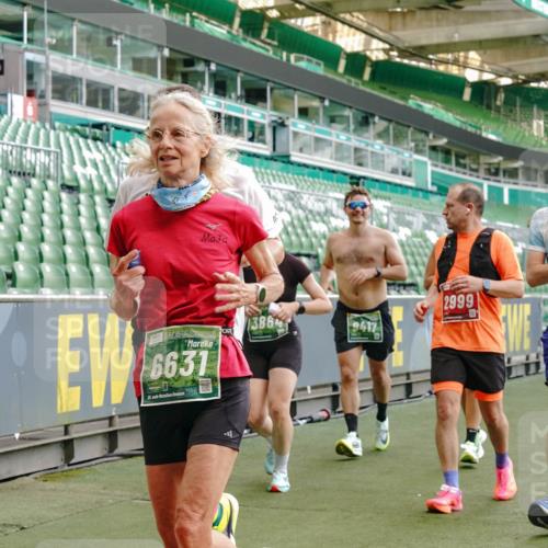 13.09.2026 - 21. swb-Marathon Bremen Michael Burmester http://msf.ph/oto/10479408 13.09.2026 13:18:37 Laufen im Stadion 311, 333, 404, 486, 512, 546, 588, 732, 753, 837, 921, 1424, 1425, 1431, 1506, 1765, 1790, 1844, 1868, 2056, 2067, 2096, 2123, 2137, 2224, 2240, 2294, 2357, 2358, 2389, 2419, 2453, 2532, 2557, 2563, 2601, 2614, 2622, 2647, 2655, 2689, 2703, 2786, 2843, 2845, 2849, 2857, 2879, 2880, 2893, 2944, 2983, 2984, 2999, 3031, 3046, 3072, 3096, 3100, 3104, 3146, 3180, 3189, 3195, 3198, 3210, 3285, 3287, 3314, 3337, 3421, 3431, 3476, 3537, 3548, 3619, 3633, 3654, 3740, 3879, 4478 meine-sportfotos.de