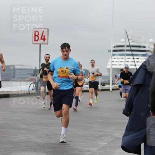 13.09.2026 - Kiel Lauf Andreas Tolksdorf http://msf.ph/oto/10479460 13.09.2026 11:53:01 Kiellinie 4, 11081, 6640, 38, 943 meine-sportfotos.de