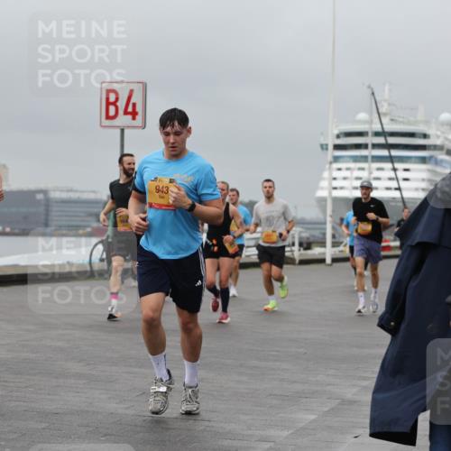 13.09.2026 - Kiel Lauf Andreas Tolksdorf http://msf.ph/oto/10479465 13.09.2026 11:53:01 Kiellinie 11081, 4, 38, 943 meine-sportfotos.de