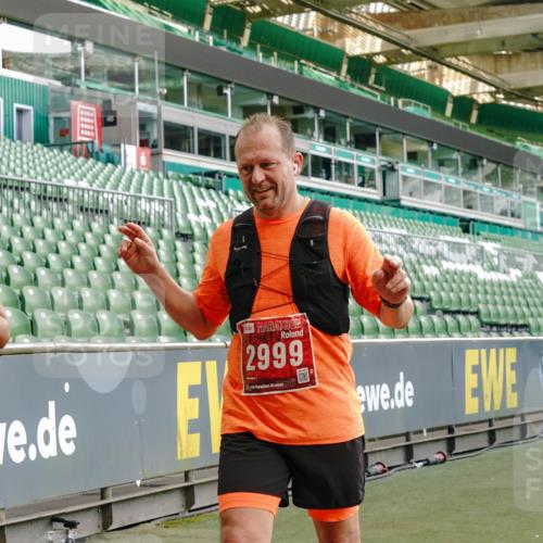13.09.2026 - 21. swb-Marathon Bremen Michael Burmester http://msf.ph/oto/10479484 13.09.2026 13:18:40 Laufen im Stadion 311, 333, 404, 486, 512, 546, 588, 732, 753, 837, 921, 938, 1424, 1425, 1431, 1506, 1765, 1790, 1844, 1868, 2056, 2096, 2123, 2137, 2224, 2240, 2294, 2357, 2358, 2389, 2419, 2453, 2557, 2563, 2601, 2614, 2622, 2647, 2655, 2689, 2703, 2786, 2843, 2845, 2849, 2857, 2879, 2880, 2893, 2944, 2983, 2984, 2999, 3031, 3046, 3072, 3096, 3100, 3146, 3180, 3189, 3198, 3210, 3285, 3287, 3314, 3337, 3421, 3431, 3476, 3537, 3548, 3619, 3633, 3654, 3740, 3879, 4478 meine-sportfotos.de