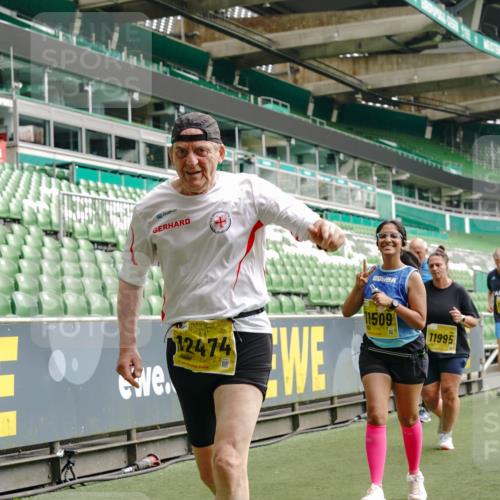 13.09.2026 - 21. swb-Marathon Bremen Michael Burmester http://msf.ph/oto/10479518 13.09.2026 10:41:09 Laufen im Stadion 10155, 10156, 10163, 10169, 10213, 10234, 10247, 10299, 10313, 10321, 10354, 10386, 10399, 10406, 10414, 10417, 10419, 10422, 10424, 10435, 10455, 10461, 10462, 10483, 10484, 10527, 10545, 10546, 10547, 10570, 10580, 10582, 10586, 10599, 10611, 10644, 10653, 10694, 10696, 10705, 10706, 10719, 10722, 10737, 10751, 10766, 10768, 10776, 10804, 10859, 10889, 10977, 11043, 11048 meine-sportfotos.de