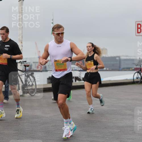 13.09.2026 - Kiel Lauf Andreas Tolksdorf http://msf.ph/oto/10479578 13.09.2026 11:53:13 Kiellinie 8572, 38, 8569, 324, 7012, 4 meine-sportfotos.de