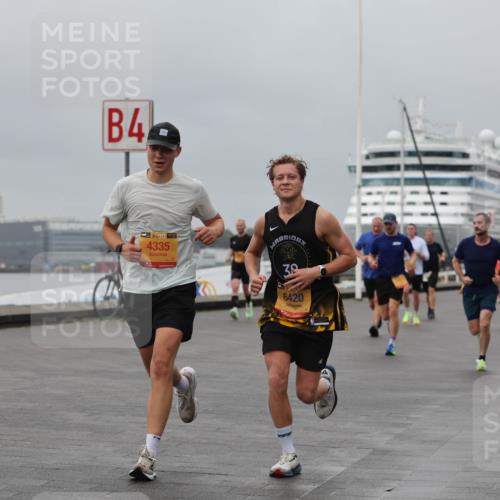 13.09.2026 - Kiel Lauf Andreas Tolksdorf http://msf.ph/oto/10479589 13.09.2026 11:53:14 Kiellinie 4, 38, 4335, 30, 6420 meine-sportfotos.de