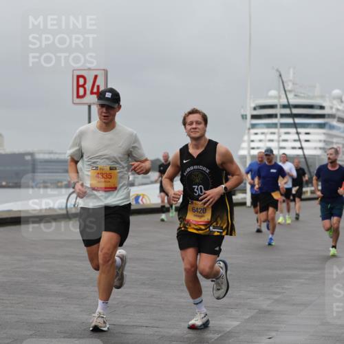 13.09.2026 - Kiel Lauf Andreas Tolksdorf http://msf.ph/oto/10479591 13.09.2026 11:53:14 Kiellinie 4, 4335, 30, 134, 6420 meine-sportfotos.de