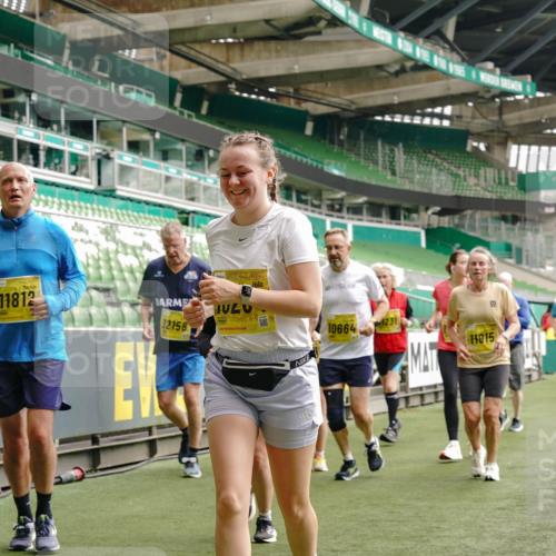 13.09.2026 - 21. swb-Marathon Bremen Michael Burmester http://msf.ph/oto/10479620 13.09.2026 10:41:12 Laufen im Stadion 10155, 10156, 10163, 10169, 10213, 10234, 10247, 10299, 10313, 10321, 10354, 10386, 10399, 10406, 10414, 10417, 10419, 10422, 10424, 10435, 10455, 10461, 10462, 10483, 10484, 10527, 10545, 10546, 10547, 10570, 10580, 10582, 10586, 10599, 10611, 10644, 10653, 10694, 10696, 10705, 10706, 10719, 10722, 10737, 10751, 10766, 10768, 10776, 10804, 10859, 10889, 10977, 11043, 11048 meine-sportfotos.de