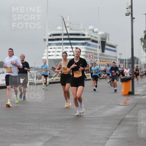 13.09.2026 - Kiel Lauf Andreas Tolksdorf http://msf.ph/oto/10479661 13.09.2026 11:53:18 Kiellinie 34, 7837, 7700, 3 meine-sportfotos.de
