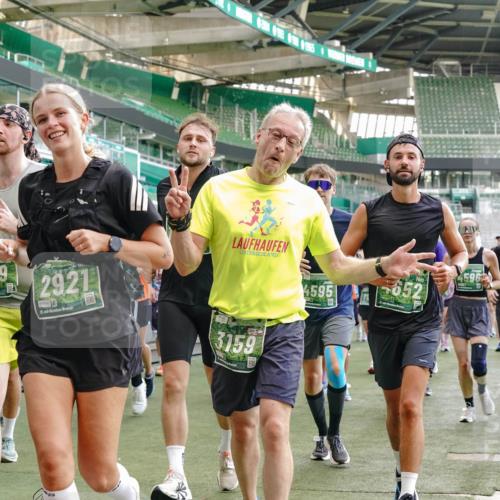 13.09.2026 - 21. swb-Marathon Bremen Michael Burmester http://msf.ph/oto/10479681 13.09.2026 13:18:50 Laufen im Stadion 311, 333, 404, 486, 512, 546, 732, 753, 837, 921, 938, 1156, 1424, 1425, 1431, 1506, 1765, 1790, 1844, 1868, 2056, 2123, 2137, 2224, 2240, 2294, 2315, 2357, 2358, 2419, 2453, 2557, 2563, 2601, 2614, 2622, 2647, 2689, 2702, 2703, 2722, 2786, 2843, 2845, 2849, 2857, 2879, 2880, 2893, 2944, 2983, 2984, 2999, 3031, 3046, 3072, 3096, 3100, 3146, 3180, 3189, 3198, 3210, 3285, 3287, 3337, 3421, 3431, 3476, 3537, 3548, 3619, 3633, 3654, 3740, 3879, 4478 meine-sportfotos.de