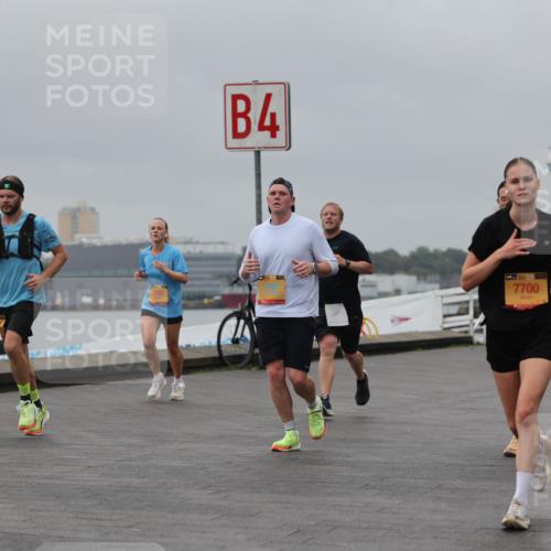 13.09.2026 - Kiel Lauf Andreas Tolksdorf http://msf.ph/oto/10479697 13.09.2026 11:53:20 Kiellinie 4, 7592, 1, 39, 7700 meine-sportfotos.de