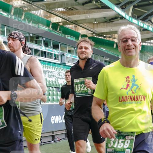 13.09.2026 - 21. swb-Marathon Bremen Michael Burmester http://msf.ph/oto/10479708 13.09.2026 13:18:51 Laufen im Stadion 311, 333, 404, 486, 512, 546, 732, 753, 837, 921, 938, 1156, 1424, 1425, 1431, 1506, 1765, 1790, 1844, 1868, 2056, 2123, 2137, 2224, 2240, 2294, 2315, 2357, 2358, 2419, 2453, 2557, 2563, 2601, 2614, 2622, 2647, 2689, 2702, 2703, 2722, 2786, 2843, 2845, 2849, 2857, 2879, 2880, 2893, 2944, 2983, 2984, 2999, 3031, 3046, 3072, 3096, 3100, 3146, 3180, 3189, 3198, 3210, 3285, 3287, 3337, 3421, 3431, 3476, 3537, 3548, 3619, 3633, 3654, 3740, 3879, 4478 meine-sportfotos.de