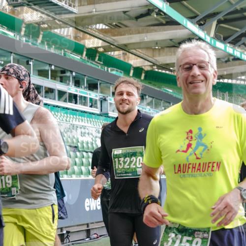 13.09.2026 - 21. swb-Marathon Bremen Michael Burmester http://msf.ph/oto/10479718 13.09.2026 13:18:51 Laufen im Stadion 311, 333, 404, 486, 512, 546, 732, 753, 837, 921, 938, 1156, 1424, 1425, 1431, 1506, 1765, 1790, 1844, 1868, 2056, 2123, 2137, 2224, 2240, 2294, 2315, 2357, 2358, 2419, 2453, 2557, 2563, 2601, 2614, 2622, 2647, 2689, 2702, 2703, 2722, 2786, 2843, 2845, 2849, 2857, 2879, 2880, 2893, 2944, 2983, 2984, 2999, 3031, 3046, 3072, 3096, 3100, 3146, 3180, 3189, 3198, 3210, 3285, 3287, 3337, 3421, 3431, 3476, 3537, 3548, 3619, 3633, 3654, 3740, 3879, 4478 meine-sportfotos.de