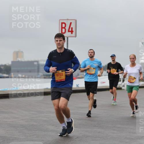 13.09.2026 - Kiel Lauf Andreas Tolksdorf http://msf.ph/oto/10479755 13.09.2026 11:53:29 Kiellinie 4, 38, 6722, 9310 meine-sportfotos.de
