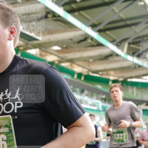 13.09.2026 - 21. swb-Marathon Bremen Michael Burmester http://msf.ph/oto/10479840 13.09.2026 13:18:55 Laufen im Stadion 311, 333, 404, 486, 512, 546, 732, 753, 837, 921, 938, 1156, 1424, 1425, 1431, 1506, 1765, 1790, 1844, 1868, 2056, 2123, 2137, 2224, 2240, 2294, 2315, 2357, 2358, 2419, 2453, 2557, 2563, 2601, 2614, 2622, 2626, 2647, 2689, 2702, 2703, 2722, 2786, 2843, 2845, 2849, 2857, 2879, 2880, 2893, 2944, 2983, 2999, 3031, 3046, 3072, 3096, 3100, 3116, 3146, 3180, 3189, 3198, 3210, 3263, 3285, 3287, 3337, 3421, 3431, 3476, 3537, 3548, 3619, 3633, 3654, 3740, 3879, 4478 meine-sportfotos.de