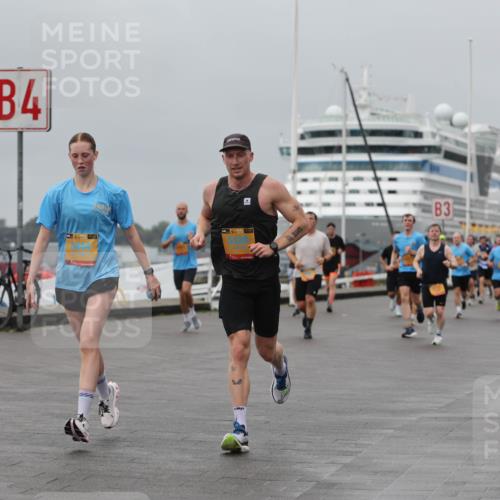 13.09.2026 - Kiel Lauf Andreas Tolksdorf http://msf.ph/oto/10479878 13.09.2026 11:53:36 Kiellinie 4, 39, 39, 3 meine-sportfotos.de