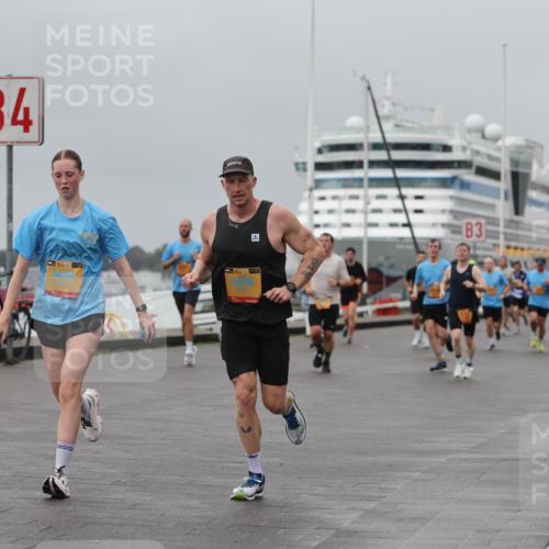 13.09.2026 - Kiel Lauf Andreas Tolksdorf http://msf.ph/oto/10479881 13.09.2026 11:53:36 Kiellinie 4, 39, 38, 3 meine-sportfotos.de
