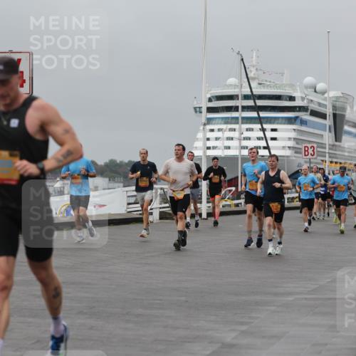13.09.2026 - Kiel Lauf Andreas Tolksdorf http://msf.ph/oto/10479899 13.09.2026 11:53:38 Kiellinie 11447, 6217, 3 meine-sportfotos.de
