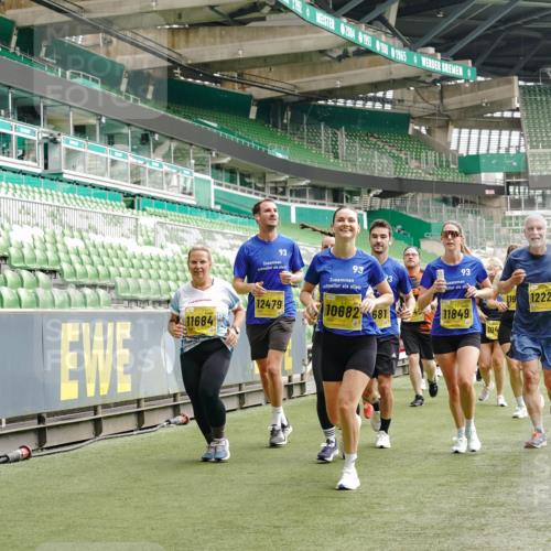 13.09.2026 - 21. swb-Marathon Bremen Michael Burmester http://msf.ph/oto/10479901 13.09.2026 10:41:23 Laufen im Stadion 10155, 10156, 10163, 10169, 10213, 10247, 10299, 10313, 10321, 10354, 10386, 10399, 10406, 10414, 10417, 10419, 10422, 10424, 10435, 10455, 10461, 10462, 10483, 10519, 10527, 10545, 10546, 10547, 10570, 10582, 10586, 10599, 10611, 10644, 10653, 10694, 10696, 10705, 10706, 10719, 10722, 10751, 10766, 10768, 10776, 10804, 10859, 10889, 10909, 10963, 10977, 11043, 11048 meine-sportfotos.de