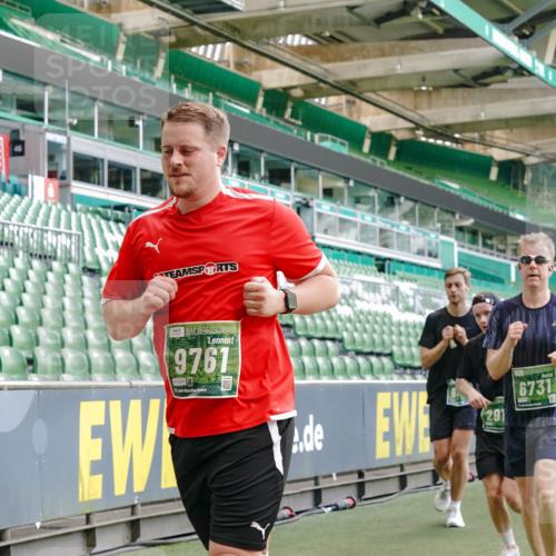 13.09.2026 - 21. swb-Marathon Bremen Michael Burmester http://msf.ph/oto/10479968 13.09.2026 13:19:01 Laufen im Stadion 311, 333, 404, 486, 512, 546, 732, 753, 837, 921, 938, 1156, 1431, 1506, 1765, 1844, 1868, 1916, 2056, 2123, 2137, 2224, 2240, 2294, 2315, 2357, 2358, 2453, 2557, 2563, 2601, 2614, 2622, 2626, 2647, 2689, 2702, 2703, 2722, 2786, 2843, 2845, 2849, 2857, 2879, 2880, 2893, 2944, 2983, 2999, 3031, 3046, 3072, 3096, 3100, 3116, 3146, 3180, 3189, 3198, 3210, 3243, 3263, 3285, 3287, 3315, 3337, 3421, 3476, 3537, 3548, 3619, 3633, 3654, 3740, 3879, 4478 meine-sportfotos.de