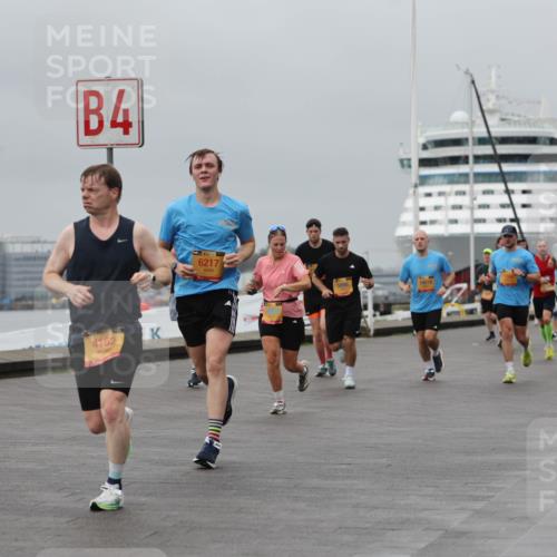 13.09.2026 - Kiel Lauf Andreas Tolksdorf http://msf.ph/oto/10479979 13.09.2026 11:53:43 Kiellinie 4, 4162, 6217, 10874, 3 meine-sportfotos.de