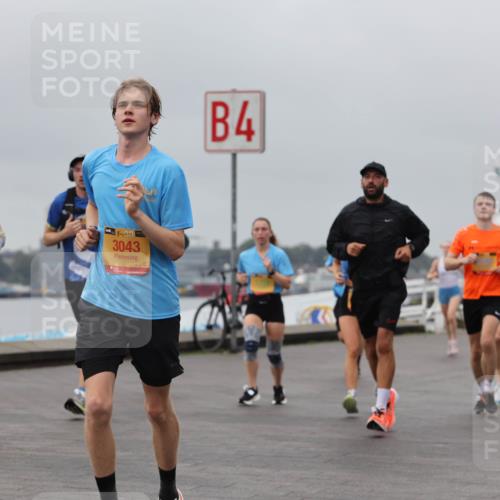 13.09.2026 - Kiel Lauf Andreas Tolksdorf http://msf.ph/oto/10480087 13.09.2026 11:53:53 Kiellinie 9, 38, 38, 3043, 4 meine-sportfotos.de