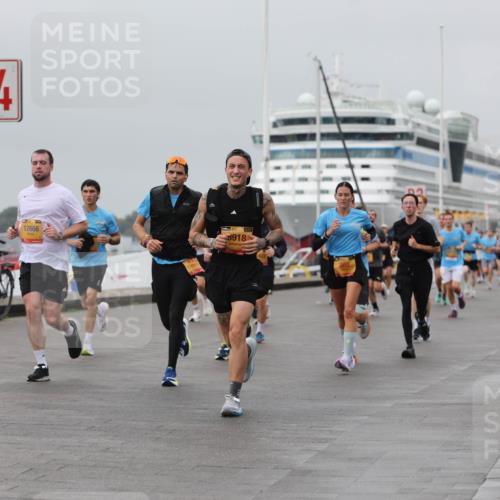 13.09.2026 - Kiel Lauf Andreas Tolksdorf http://msf.ph/oto/10480170 13.09.2026 11:54:06 Kiellinie 4, 12668, 1, 392, 8918, 985 meine-sportfotos.de
