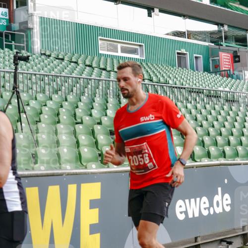 13.09.2026 - 21. swb-Marathon Bremen Michael Burmester http://msf.ph/oto/10480189 13.09.2026 13:19:10 Laufen im Stadion 311, 333, 404, 464, 486, 512, 546, 732, 753, 837, 921, 938, 1066, 1156, 1431, 1506, 1765, 1844, 1868, 1916, 2056, 2123, 2137, 2224, 2240, 2294, 2315, 2357, 2358, 2453, 2557, 2563, 2614, 2622, 2626, 2647, 2689, 2702, 2703, 2722, 2756, 2786, 2843, 2845, 2849, 2857, 2879, 2880, 2893, 2944, 2983, 2999, 3031, 3046, 3059, 3072, 3096, 3100, 3116, 3146, 3189, 3198, 3210, 3243, 3263, 3285, 3287, 3315, 3476, 3537, 3619, 3633, 3654, 3740, 3879, 4478 meine-sportfotos.de