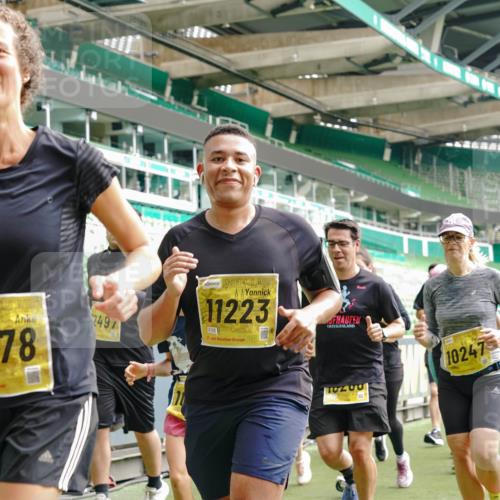 13.09.2026 - 21. swb-Marathon Bremen Michael Burmester http://msf.ph/oto/10480206 13.09.2026 10:41:31 Laufen im Stadion 10148, 10155, 10163, 10169, 10213, 10247, 10299, 10313, 10321, 10354, 10395, 10396, 10399, 10406, 10414, 10417, 10419, 10422, 10424, 10435, 10455, 10461, 10462, 10483, 10519, 10527, 10545, 10546, 10547, 10570, 10582, 10586, 10611, 10644, 10694, 10696, 10705, 10706, 10719, 10722, 10766, 10768, 10776, 10804, 10859, 10889, 10909, 10963, 10977, 11043, 11048, 11084, 11085, 11097, 11098 meine-sportfotos.de