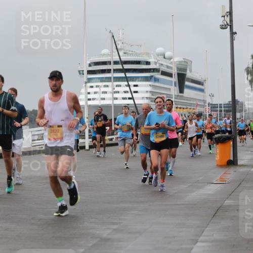 13.09.2026 - Kiel Lauf Andreas Tolksdorf http://msf.ph/oto/10480336 13.09.2026 11:54:16 Kiellinie 4, 2422, 12486 meine-sportfotos.de