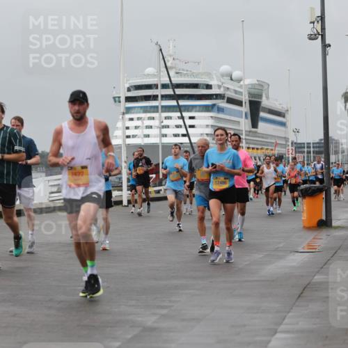 13.09.2026 - Kiel Lauf Andreas Tolksdorf http://msf.ph/oto/10480338 13.09.2026 11:54:16 Kiellinie 11, 4, 18, 2422, 12486 meine-sportfotos.de