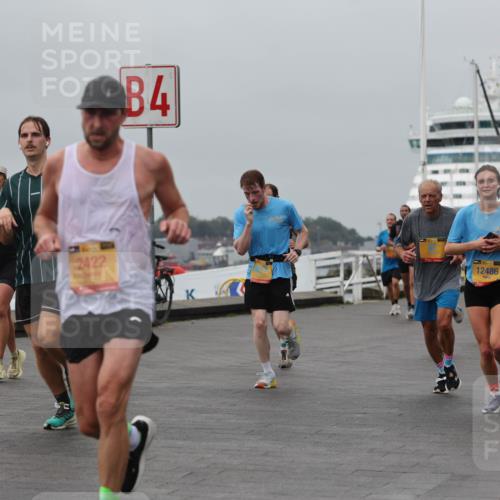 13.09.2026 - Kiel Lauf Andreas Tolksdorf http://msf.ph/oto/10480354 13.09.2026 11:54:18 Kiellinie 2422, 4, 12486, 3 meine-sportfotos.de