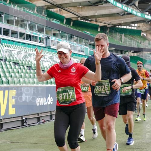 13.09.2026 - 21. swb-Marathon Bremen Michael Burmester http://msf.ph/oto/10480386 13.09.2026 13:19:16 Laufen im Stadion 333, 404, 464, 486, 512, 546, 732, 753, 837, 921, 938, 1066, 1156, 1431, 1506, 1765, 1844, 1868, 1916, 2028, 2056, 2123, 2137, 2224, 2240, 2294, 2315, 2357, 2358, 2453, 2557, 2563, 2614, 2622, 2626, 2689, 2702, 2703, 2722, 2756, 2786, 2843, 2845, 2849, 2857, 2879, 2880, 2893, 2944, 2983, 2999, 3031, 3046, 3059, 3072, 3096, 3100, 3116, 3146, 3189, 3198, 3210, 3243, 3263, 3285, 3287, 3315, 3476, 3537, 3619, 3633, 3654, 3740, 3879, 4478 meine-sportfotos.de