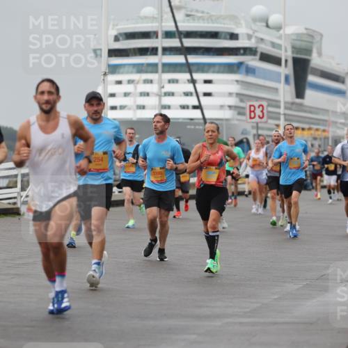 13.09.2026 - Kiel Lauf Andreas Tolksdorf http://msf.ph/oto/10480405 13.09.2026 11:54:25 Kiellinie 3 meine-sportfotos.de