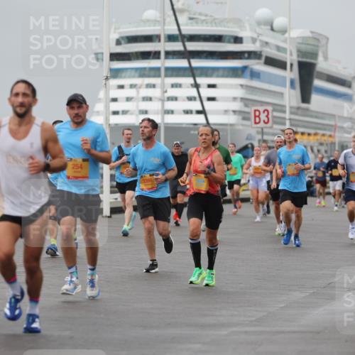 13.09.2026 - Kiel Lauf Andreas Tolksdorf http://msf.ph/oto/10480412 13.09.2026 11:54:25 Kiellinie 254, 3396, 3 meine-sportfotos.de