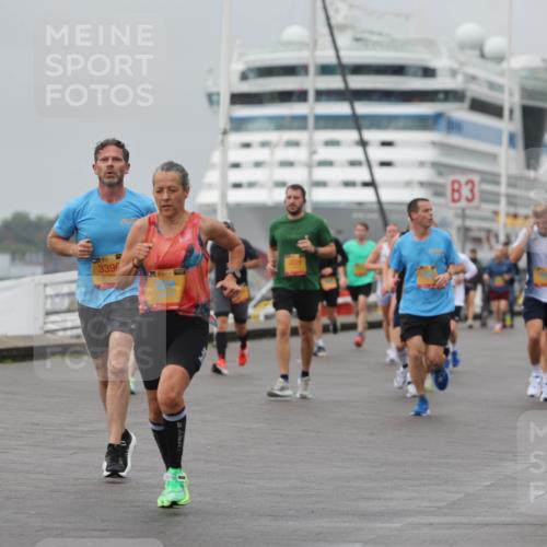 13.09.2026 - Kiel Lauf Andreas Tolksdorf http://msf.ph/oto/10480443 13.09.2026 11:54:28 Kiellinie 4, 39, 6427, 394, 339, 4, 39, 3 meine-sportfotos.de