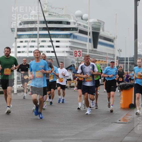 13.09.2026 - Kiel Lauf Andreas Tolksdorf http://msf.ph/oto/10480470 13.09.2026 11:54:30 Kiellinie 3 meine-sportfotos.de