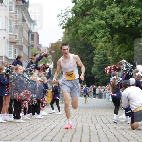 13.09.2026 - Kiel Lauf Yannick Fuchs http://msf.ph/oto/10484797 13.09.2026 10:23:01 Ziel 9678, 151, 5326, 5603, 8240, 3465, 4645, 8809, 10568, 8240 meine-sportfotos.de