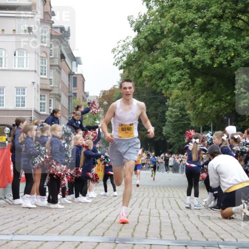 13.09.2026 - Kiel Lauf Yannick Fuchs http://msf.ph/oto/10487088 13.09.2026 10:23:01 Ziel 9678, 151, 5326, 5603, 8240, 3465, 4645, 8809, 10568, 8240 meine-sportfotos.de