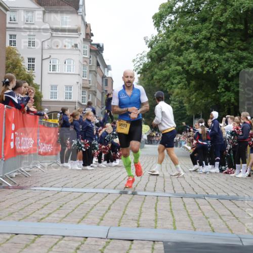 13.09.2026 - Kiel Lauf Yannick Fuchs http://msf.ph/oto/10487108 13.09.2026 10:23:13 Ziel 3465, 8809, 9678, 10568, 5326, 5603, 4645, 6302, 151, 5603 meine-sportfotos.de
