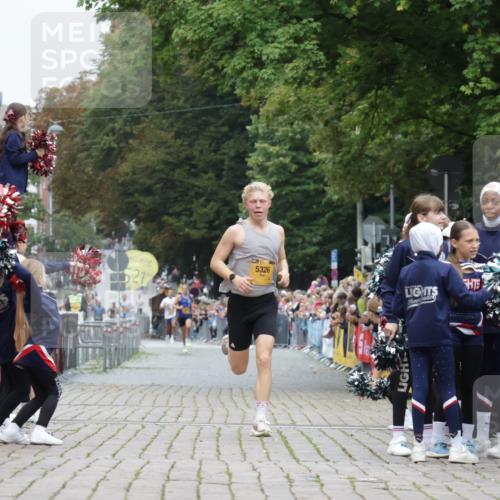 13.09.2026 - Kiel Lauf Yannick Fuchs http://msf.ph/oto/10487117 13.09.2026 10:23:21 Ziel 3465, 4645, 6302, 8809, 5326, 9678, 10568, 716, 2937, 5603 meine-sportfotos.de