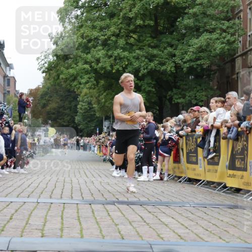 13.09.2026 - Kiel Lauf Yannick Fuchs http://msf.ph/oto/10487124 13.09.2026 10:23:24 Ziel 3465, 4645, 6302, 5326, 8809, 9678, 10568, 716, 2937, 5326 meine-sportfotos.de