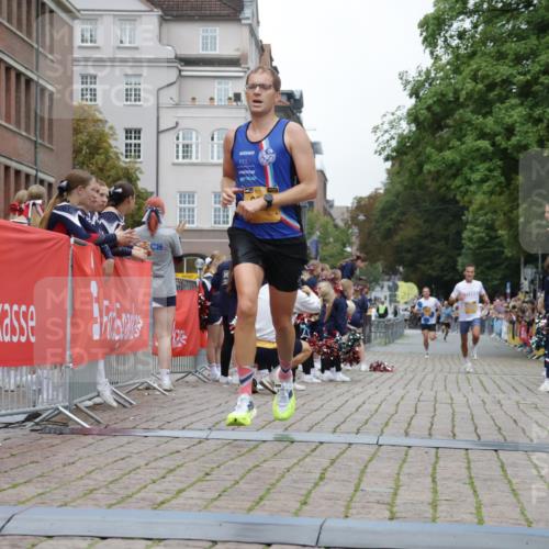 13.09.2026 - Kiel Lauf Yannick Fuchs http://msf.ph/oto/10487132 13.09.2026 10:23:39 Ziel 716, 2937, 3465, 4645, 6302, 8809, 9678, 10568, 9678 meine-sportfotos.de