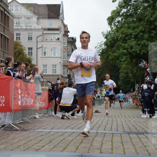 13.09.2026 - Kiel Lauf Yannick Fuchs http://msf.ph/oto/10487145 13.09.2026 10:23:44 Ziel 716, 2937, 716, 3465, 4645, 6302, 8809, 10568, 9678, 10568 meine-sportfotos.de