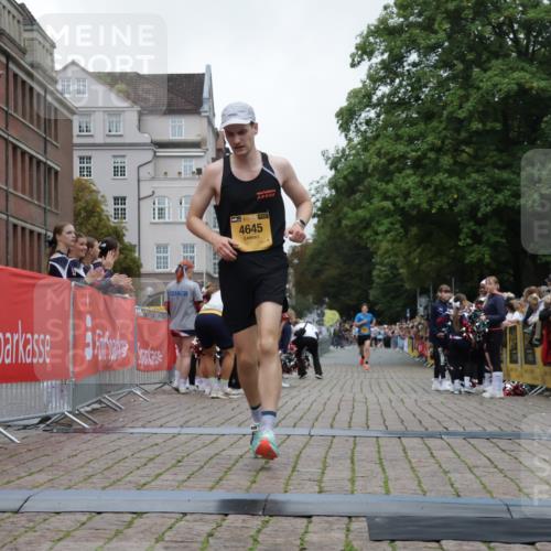 13.09.2026 - Kiel Lauf Yannick Fuchs http://msf.ph/oto/10487166 13.09.2026 10:23:54 Ziel 716, 2937, 4645, 6302, 6018, 6433, 7195, 3465, 4645, 8809 meine-sportfotos.de