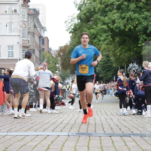 13.09.2026 - Kiel Lauf Yannick Fuchs http://msf.ph/oto/10487170 13.09.2026 10:24:00 Ziel 716, 2937, 6302, 2664, 6018, 6433, 7195, 9298, 4645, 6302 meine-sportfotos.de