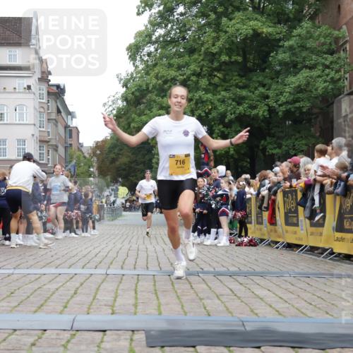 13.09.2026 - Kiel Lauf Yannick Fuchs http://msf.ph/oto/10487184 13.09.2026 10:24:09 Ziel 6018, 6433, 7195, 716, 2937, 2664, 7457, 9298, 11647, 716 meine-sportfotos.de