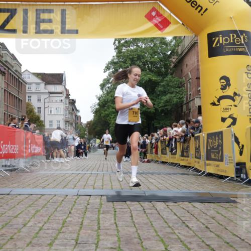 13.09.2026 - Kiel Lauf Yannick Fuchs http://msf.ph/oto/10487189 13.09.2026 10:24:09 Ziel 6018, 6433, 7195, 716, 2937, 2664, 7457, 9298, 11647, 716 meine-sportfotos.de