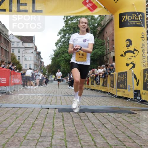 13.09.2026 - Kiel Lauf Yannick Fuchs http://msf.ph/oto/10487191 13.09.2026 10:24:10 Ziel 6018, 6433, 7195, 2937, 2664, 4199, 7457, 9298, 11647, 716, 2937 meine-sportfotos.de