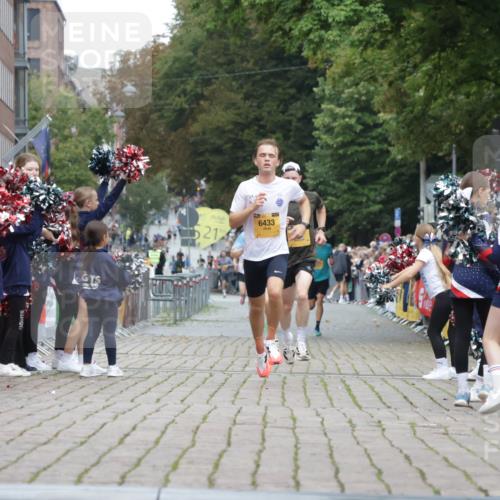 13.09.2026 - Kiel Lauf Yannick Fuchs http://msf.ph/oto/10487208 13.09.2026 10:24:38 Ziel 2501, 4199, 7457, 2664, 6018, 6433, 7195, 7457, 9298, 11647, 2158, 6174, 7069, 7233, 8656, 11798 meine-sportfotos.de